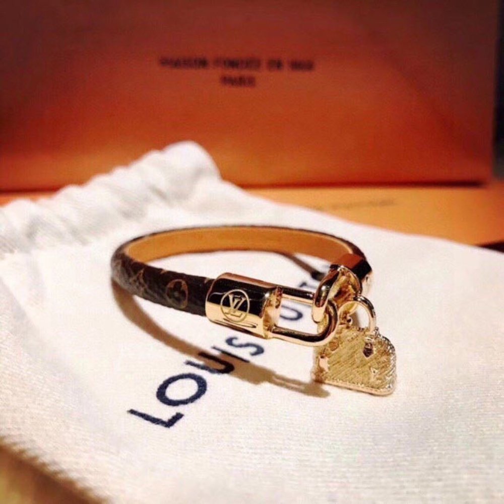 💎✨AUTHENTIC✨💎 Louis Vuitton bracelet